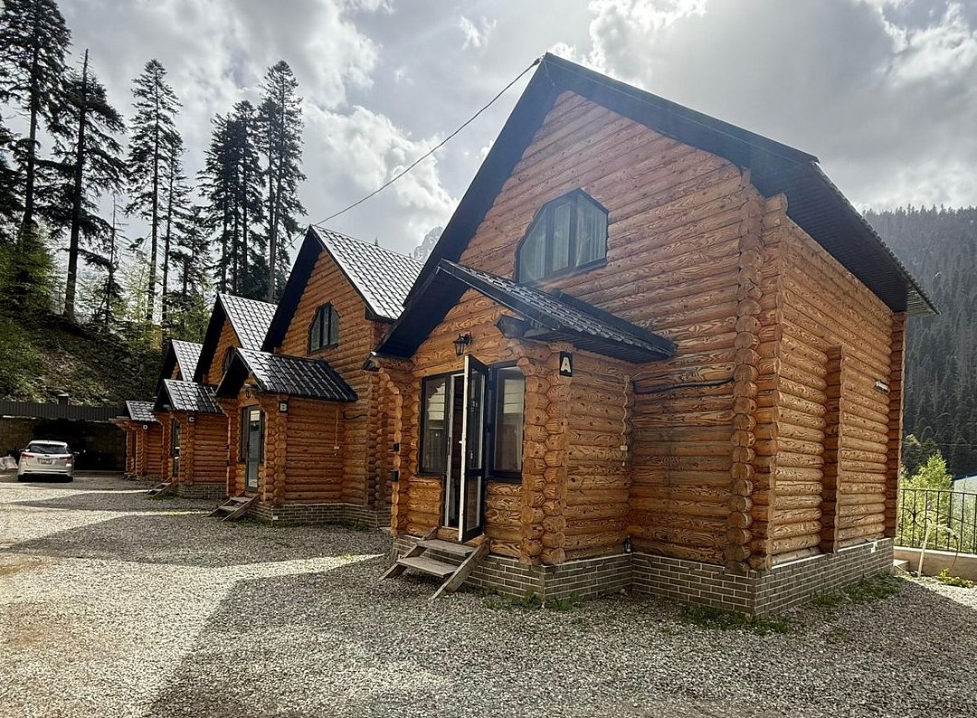 База отдыха Monblan, Домбай, Республика Карачаево-Черкесия