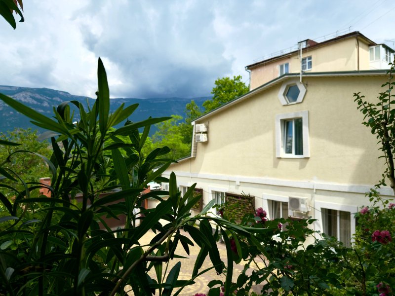 Floral Courtyard, Крым: фото 2