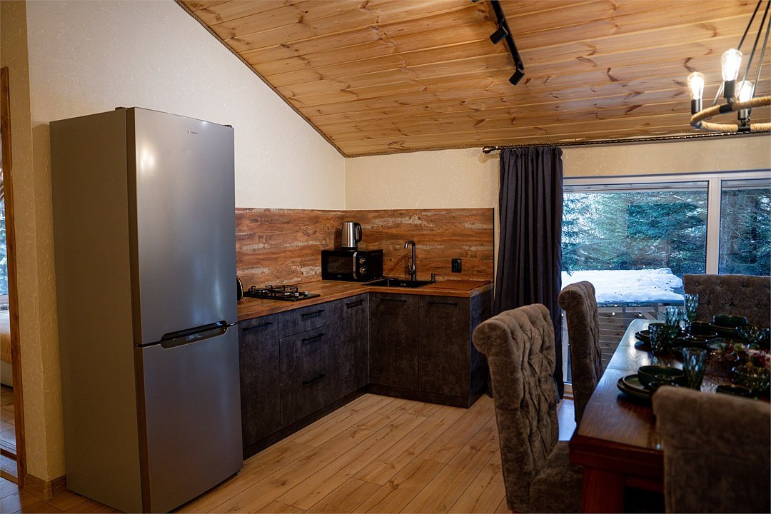 Шале 4-местный 3-комнатный (Люкс №3)