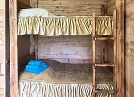 Шале №4 4-местный комфорт с видом на горы, Турбаза Белый Волк, Архыз