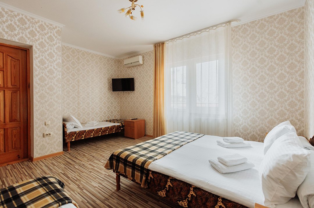 Семейный 4-местный (с балконом) | Диана Аллама Групп, Краснодарский край