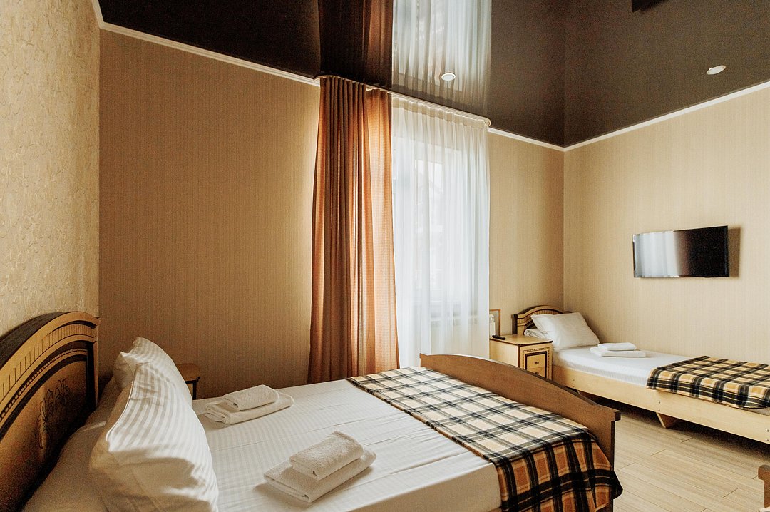 Семейный 4-местный (с балконом)