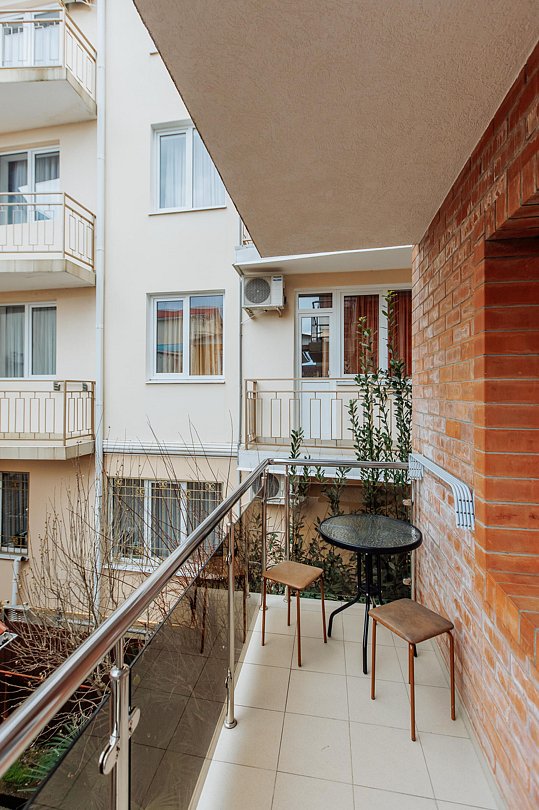 Семейный 4-местный (с балконом)