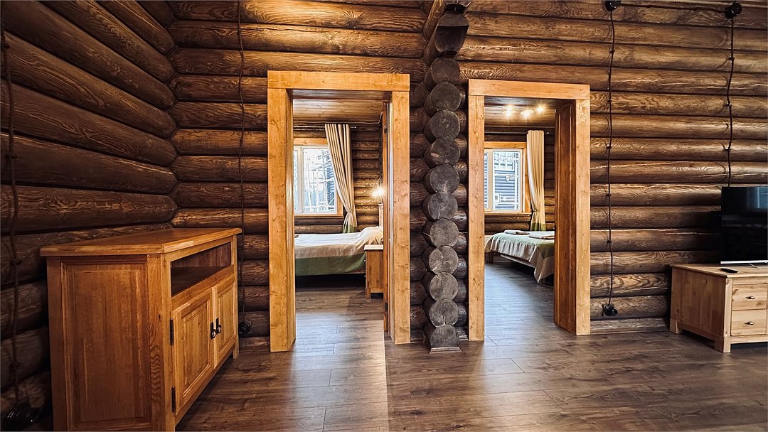 Коттедж 4-местный 2-комнатный (№6, с террасой)