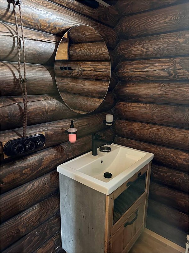 Коттедж 4-местный 3-комнатный (№10, с террасой)