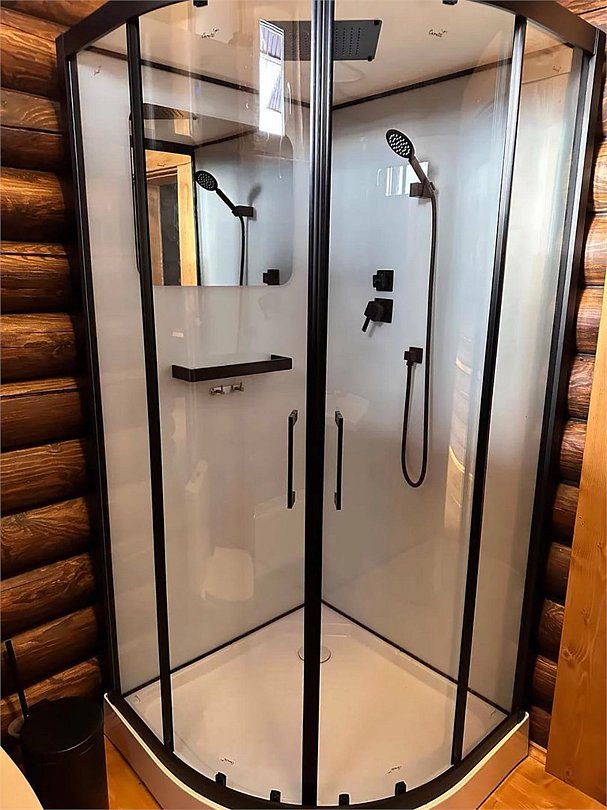 Коттедж 4-местный 3-комнатный (№10, с террасой)