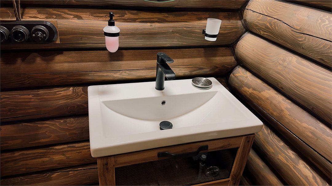 Коттедж 4-местный 3-комнатный (№9, с террасой)