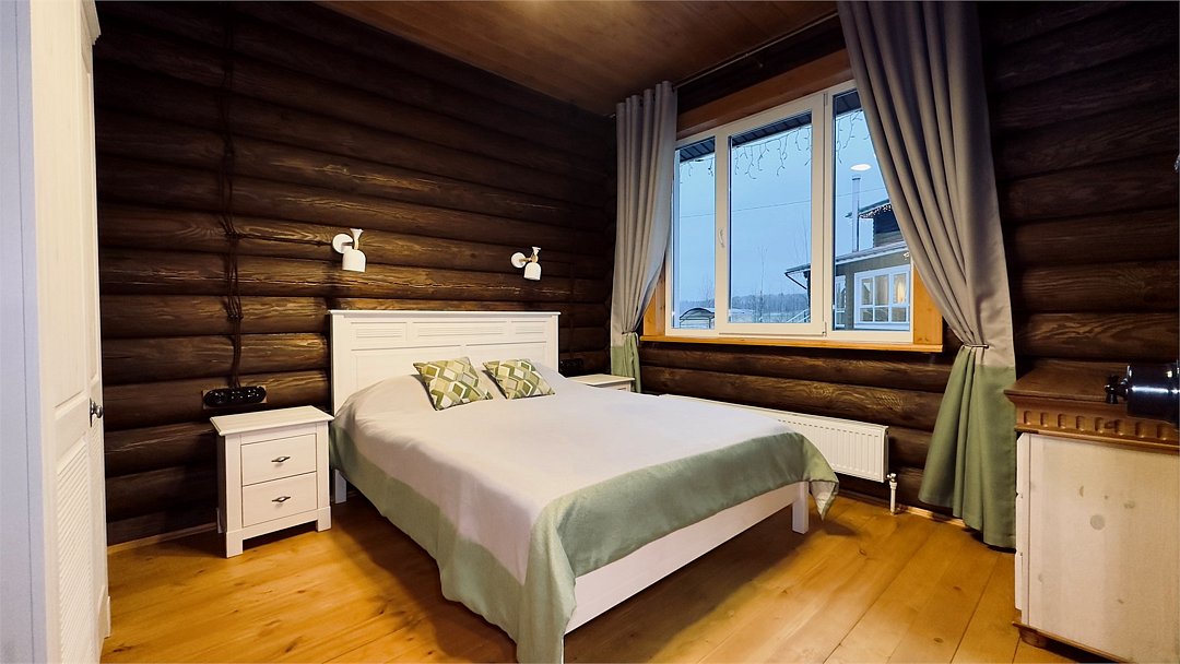 Коттедж 4-местный 4-комнатный (№7, с верандой)