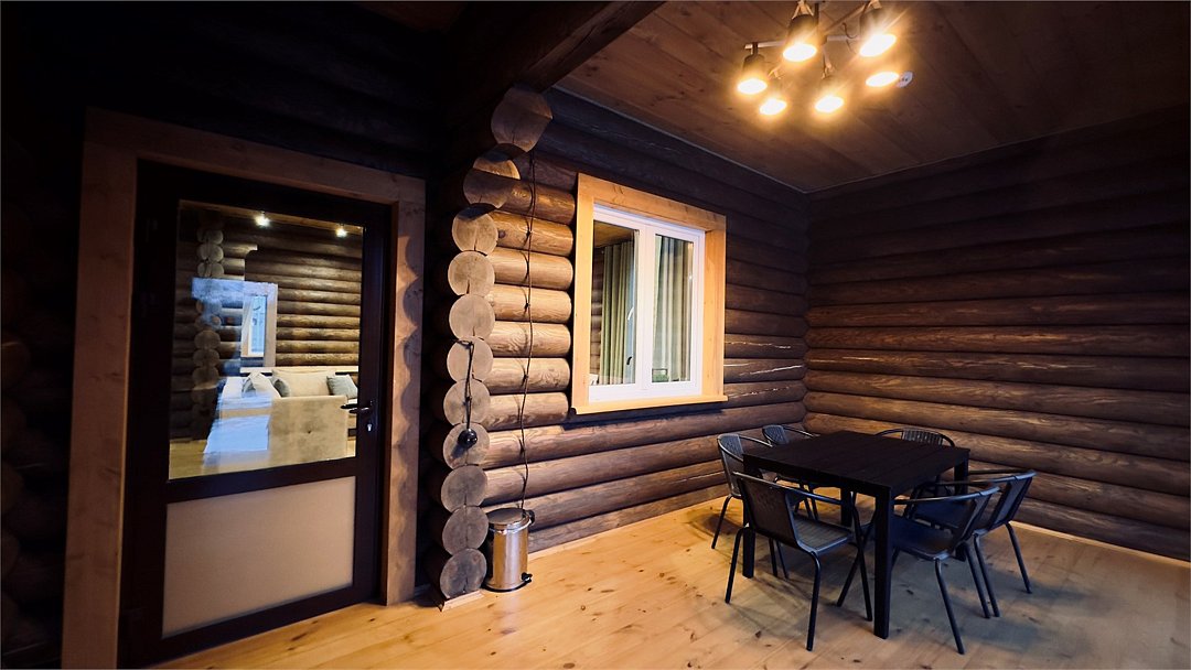 Коттедж 4-местный 4-комнатный (№7, с верандой)