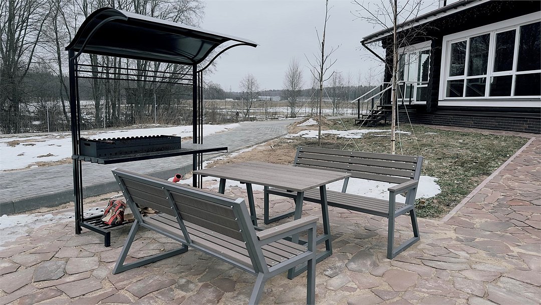 Коттедж 4-местный 4-комнатный (№7, с верандой)