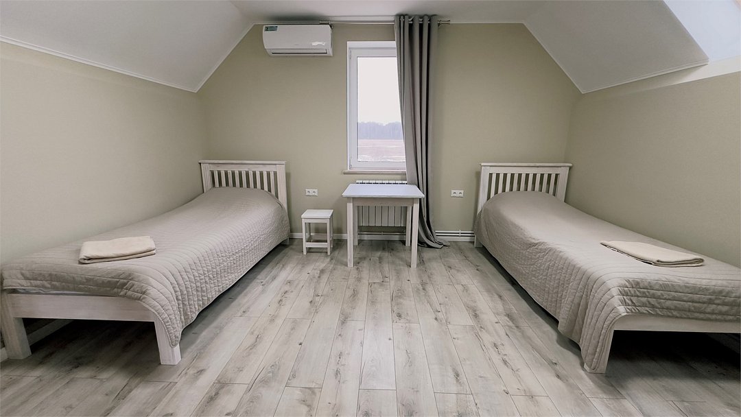 Номер 2-местный 1-комнатный (в коттедже №4 (2 этаж)Фотографии