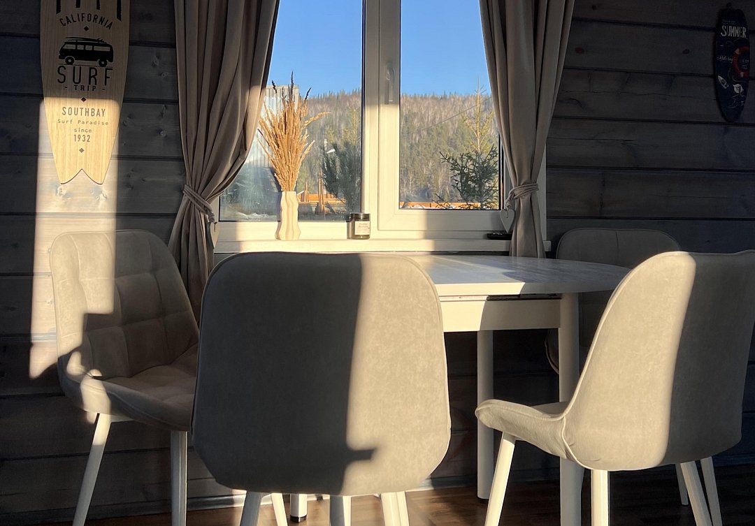 Дом 4-местный Белый