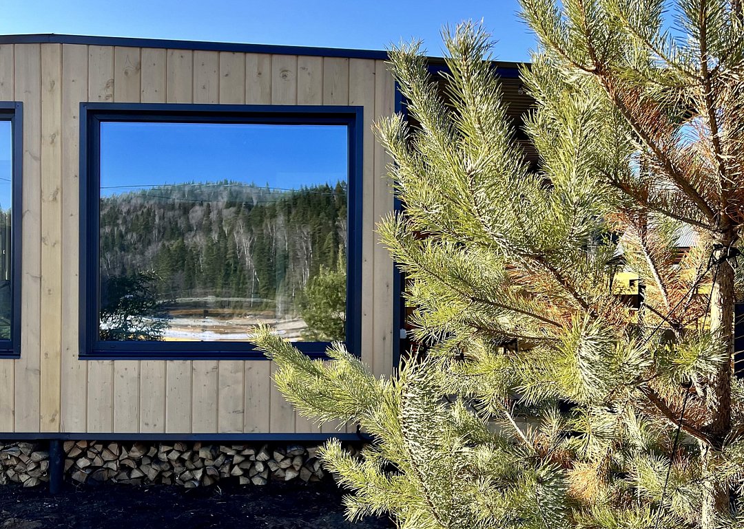 Дом 4-местный Черный