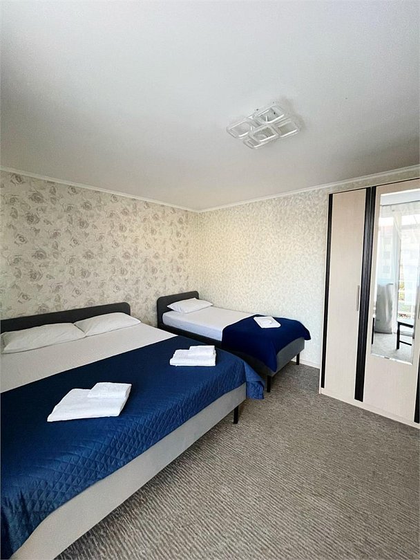 Делюкс 3-местный 1-комнаный (с балконом) | Адрада, Краснодарский край