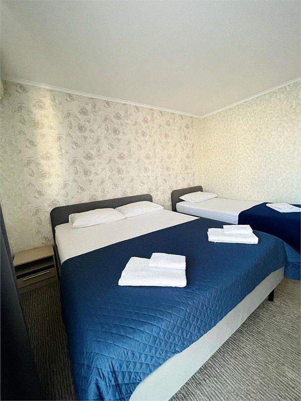 Стандартный 3-местный 1-комнатный (с балконом)