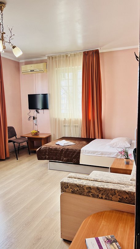 Семейный 5-местный 2-комнатный