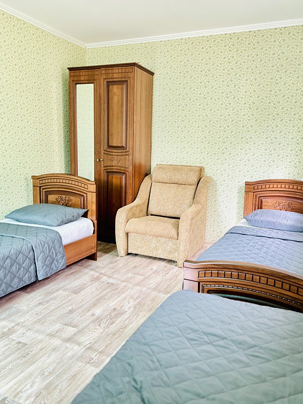 Эконом Семейный 4-местный | У Эммы, Краснодарский край