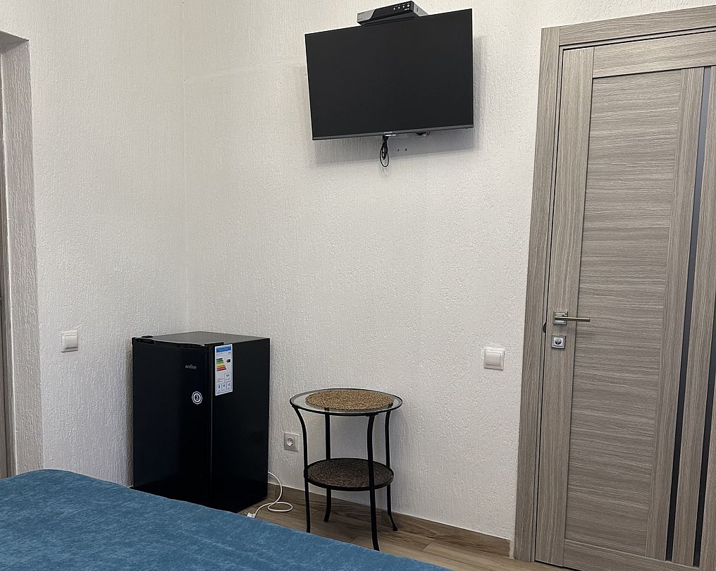 Стандартный 3-местный 1-комнатный (с балконом)