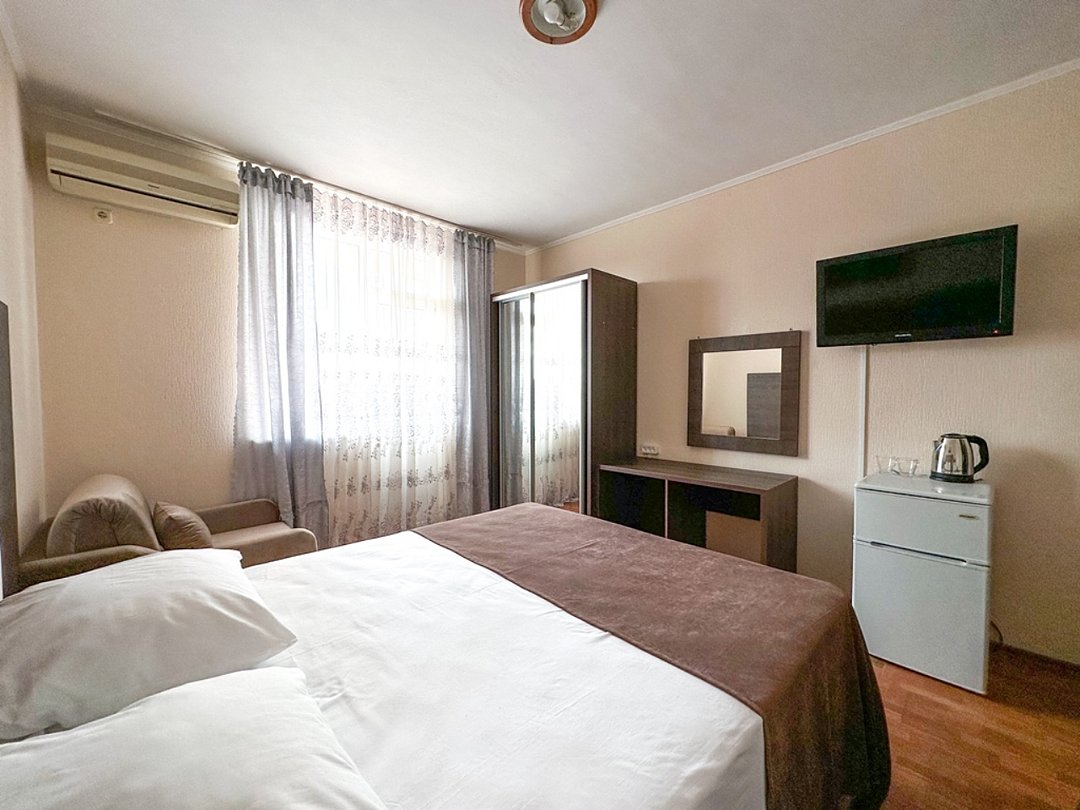 Стандартный 4-местный (с балконом)