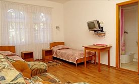 Трехместный стандартный номер, Гостевой дом Ливадия, Ялта