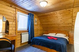 Двухместный коттедж Standard двуспальная кровать, Коттеджи Eliza Home, Светлое