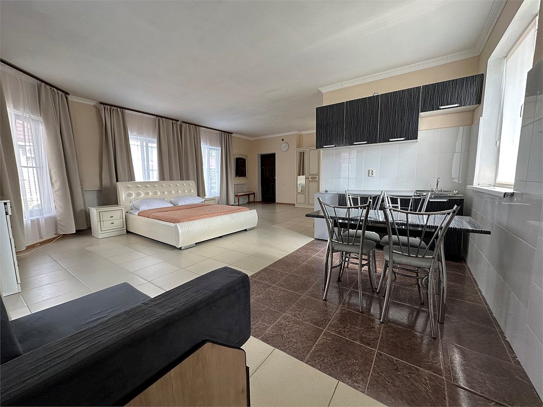 Делюкс 3-местный (DBL, с балконом)