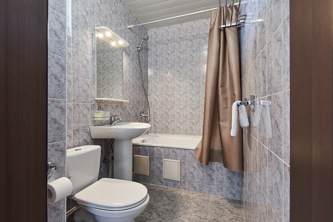 Люкс 4-местный 2-комнатный (с лоджией)