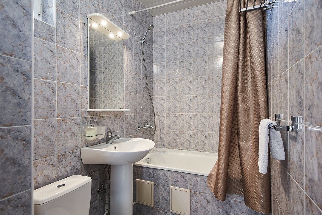 Люкс 4-местный 2-комнатный (с лоджией)