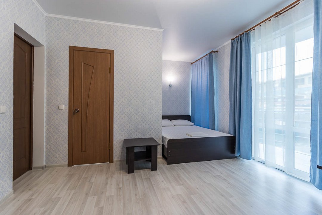 Комфорт 5-местный 2-комнатный (с балконом)