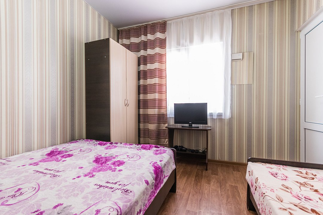 Номер 3-местный (удобства на этаже)