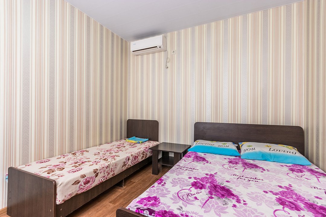 Номер 3-местный (удобства на этаже)