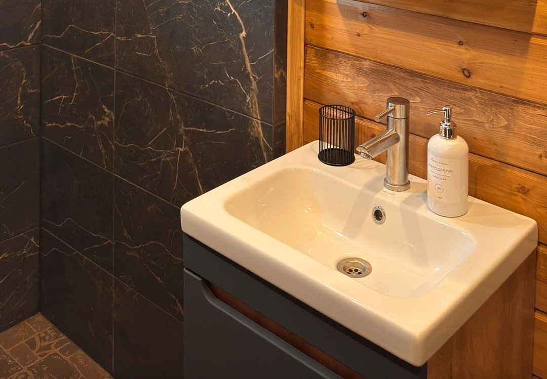 Дом 2-местный 2-комнатный (Зеленая хижина)