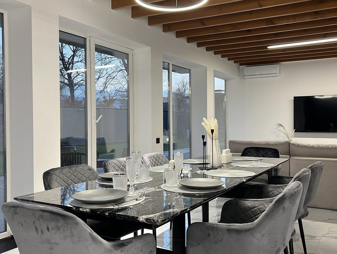 Вилла 6-местный 3-комнатный