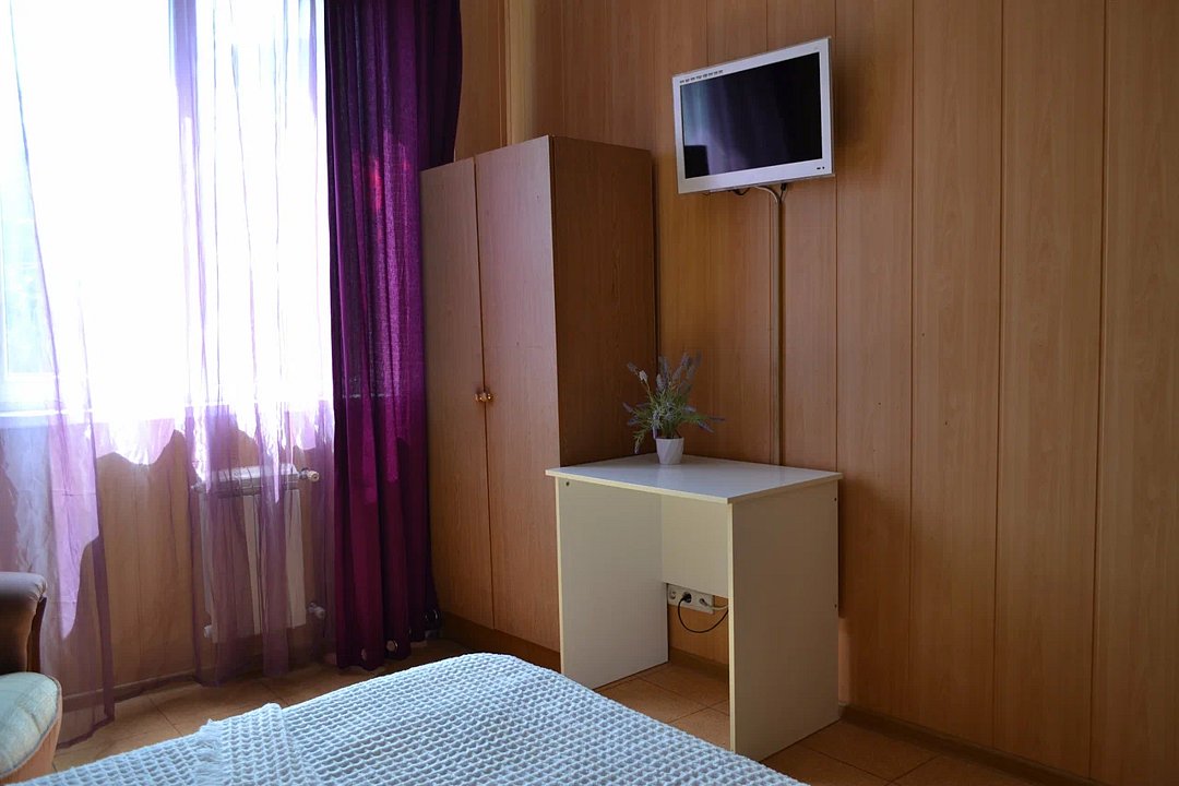 Стандартный 2-местный (вид на улицу)