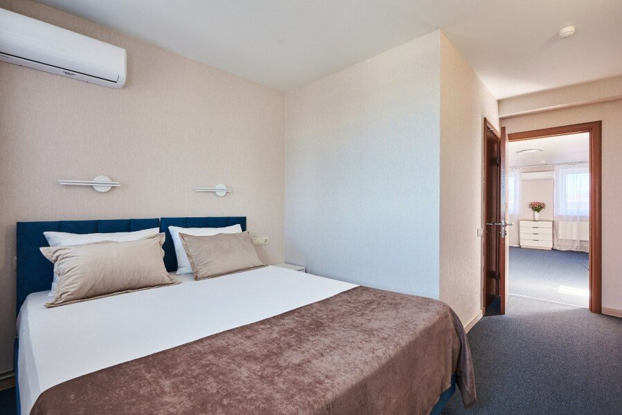 Люкс 5-местный 2-комнатный