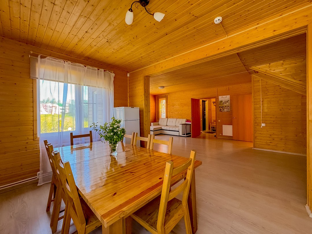 Коттедж стандартный 10-местный (с мангальной зоной)