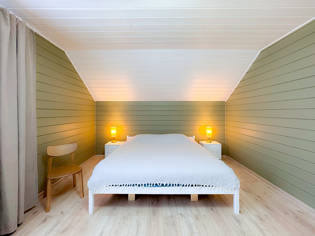 Коттедж улучшенный 10-местный (с мангальной зоной)