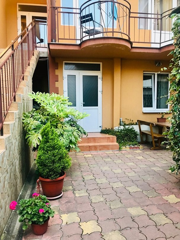 Улучшенный 4-местный (с гостиной)