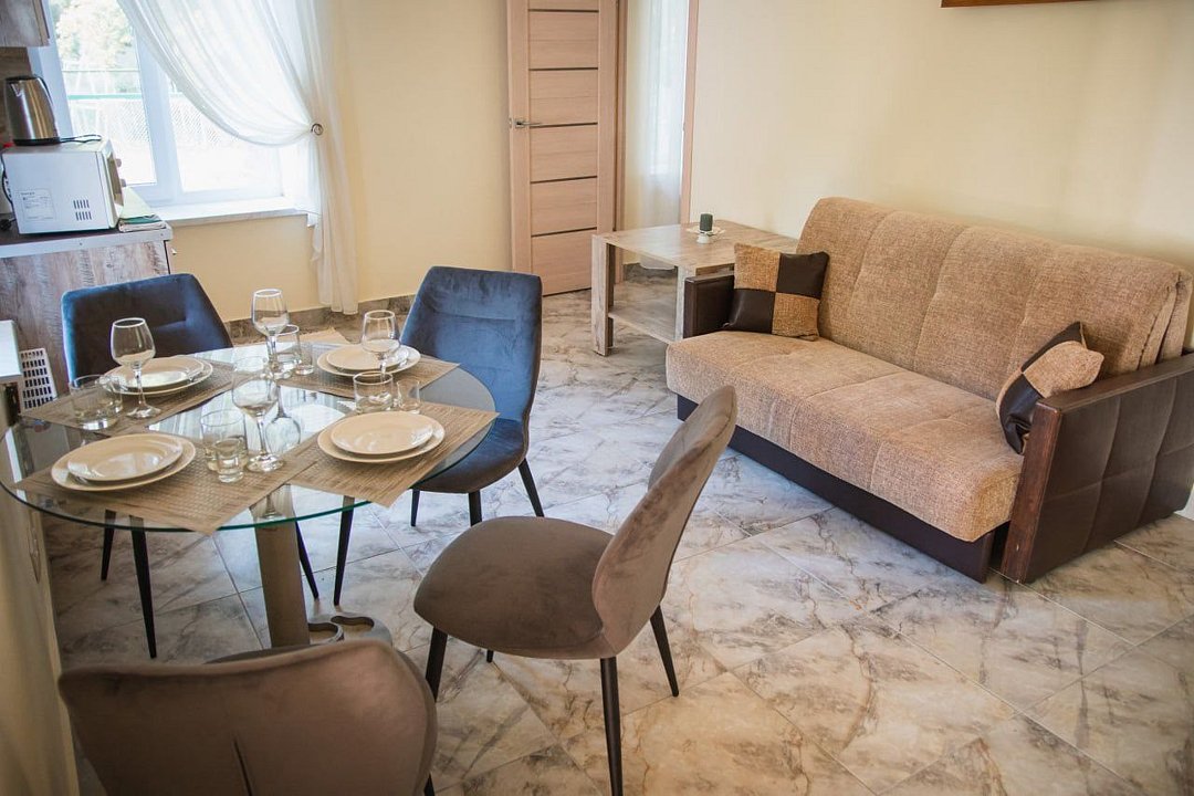 Коттедж 6-местный 2-комнатный (Семейный)