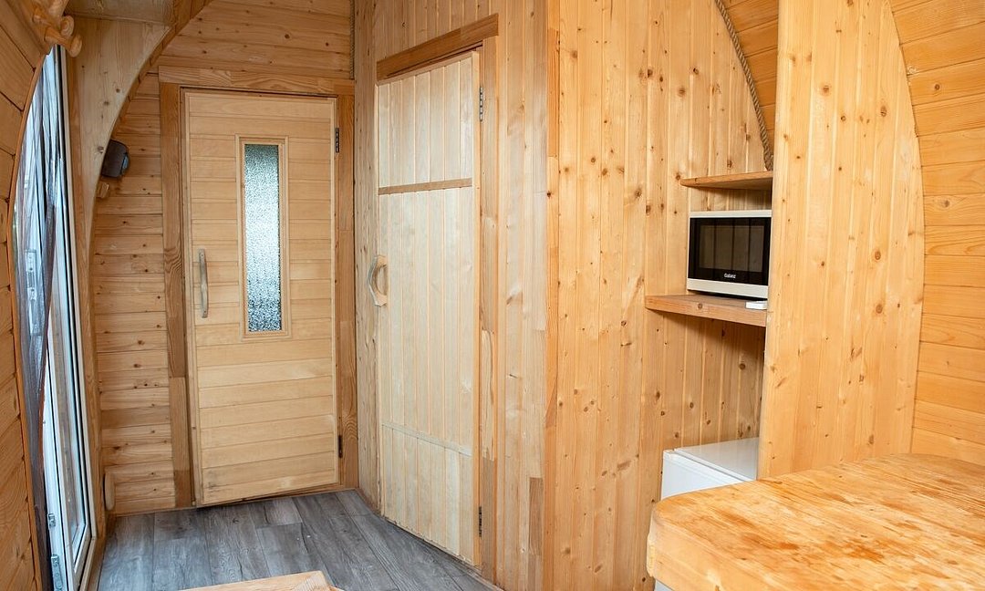 Бунгало 2-местный 1-комнатный (с баней и чаном)