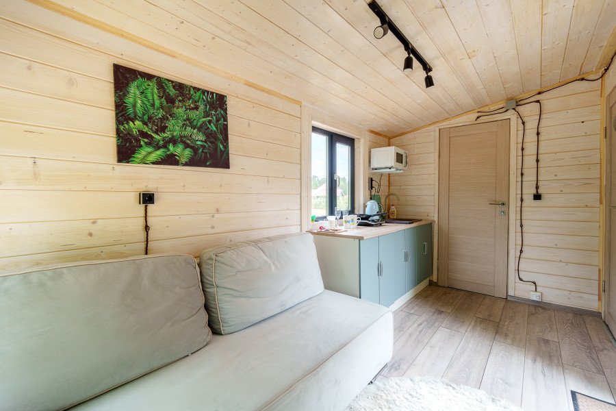 Домик у пруда 3-местный 1-комнатный (2 линия)