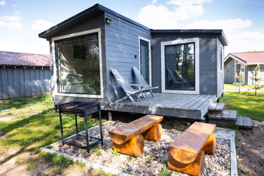 Домик у пруда 3-местный 1-комнатный (2 линия)