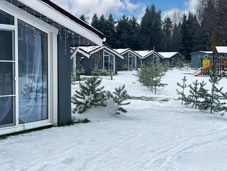 Домик у пруда 3-местный 1-комнатный (2 линия)