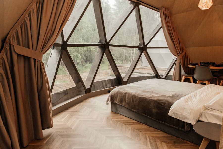 Купольный дом Premium с видом на лес