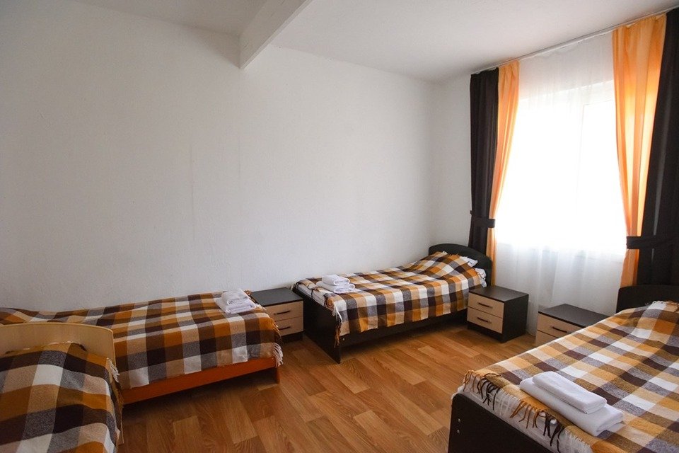 Апартаменты 6-местный 2-комнатный (Летний корпус, Дом Художника)