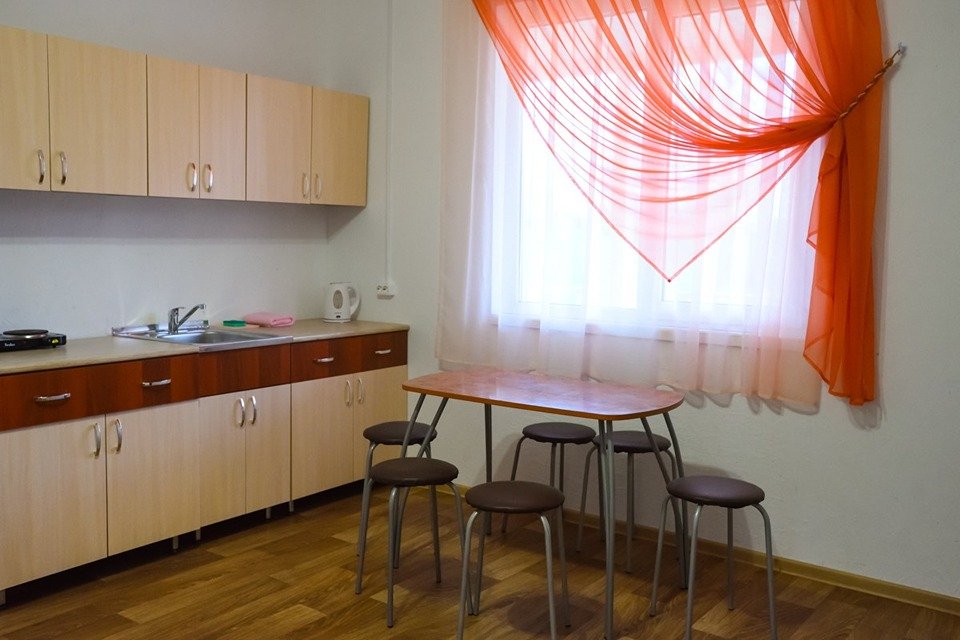 Апартаменты 6-местный 2-комнатный (Летний корпус, Дом Художника)