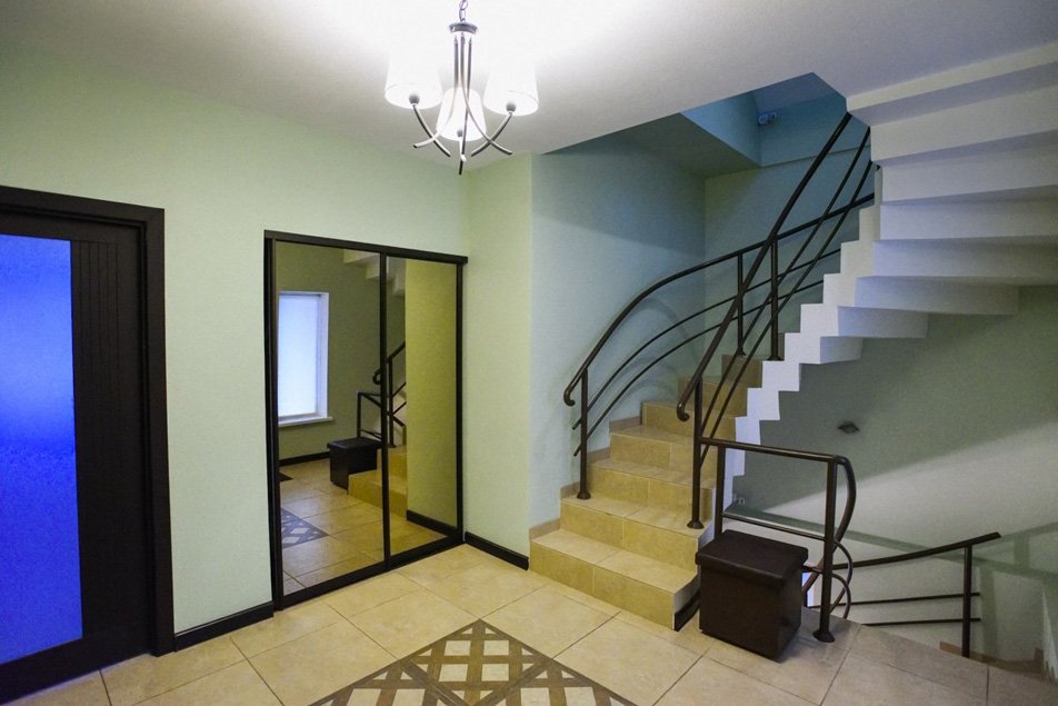 Коттедж 6-местный 3-комнатный (с сауной)