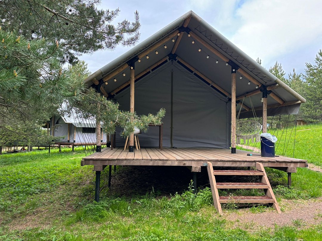 Тент-хаус 2-местный 1-комнатный (DBL, б-у)