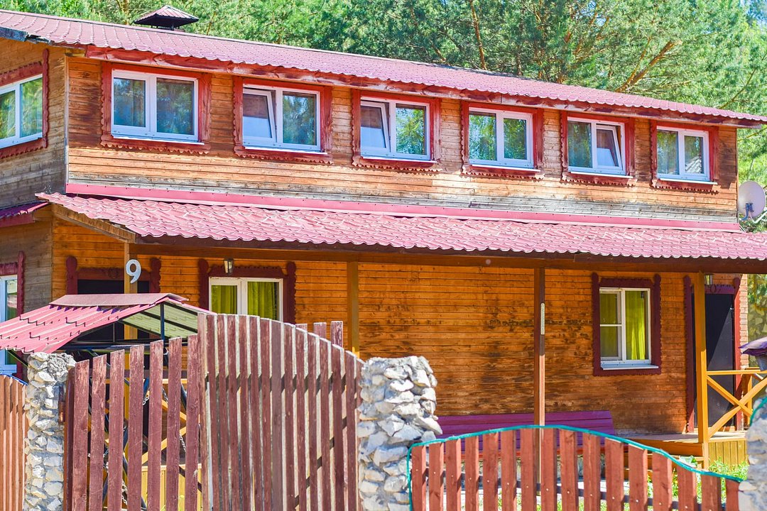 Коттедж 8-местный 2-этажный (Очень Большой