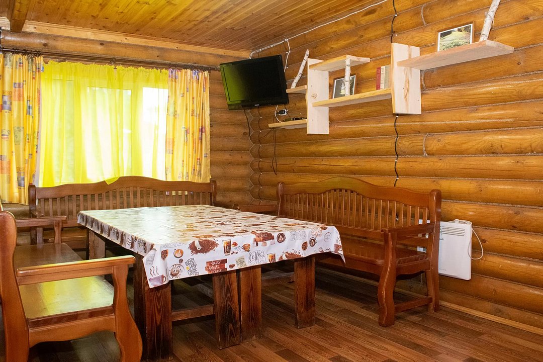 Коттедж 8-местный 2-этажный (Очень Большой